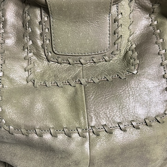 HOBO Shelia Large Leather Green Shimmery Metallic Stitched Patchwork - Picture 4 of 8